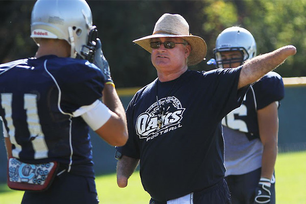 Tenacious Football Legend and Menlo College Alum Mark Speckman Set to Inspire the Class of 2022
