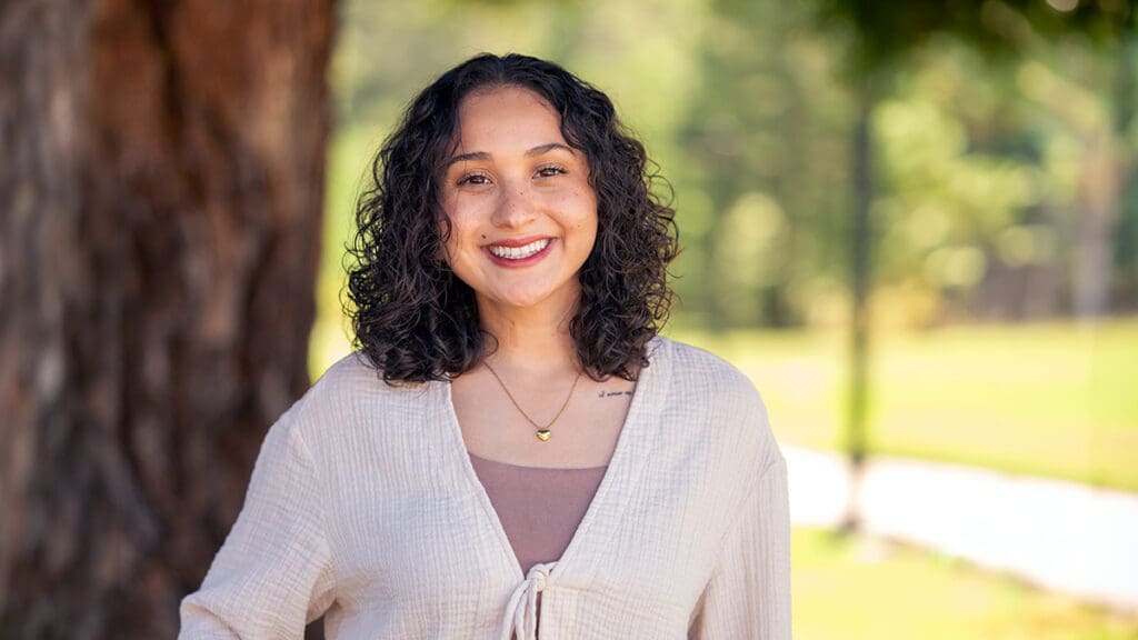 Joslyn Barragán, Menlo College's International & Transfer Admissions Counselor, helps prospective transfer students navigate the admissions process and connect with the personalized support, scholarships, and academic opportunities available at Menlo College.
